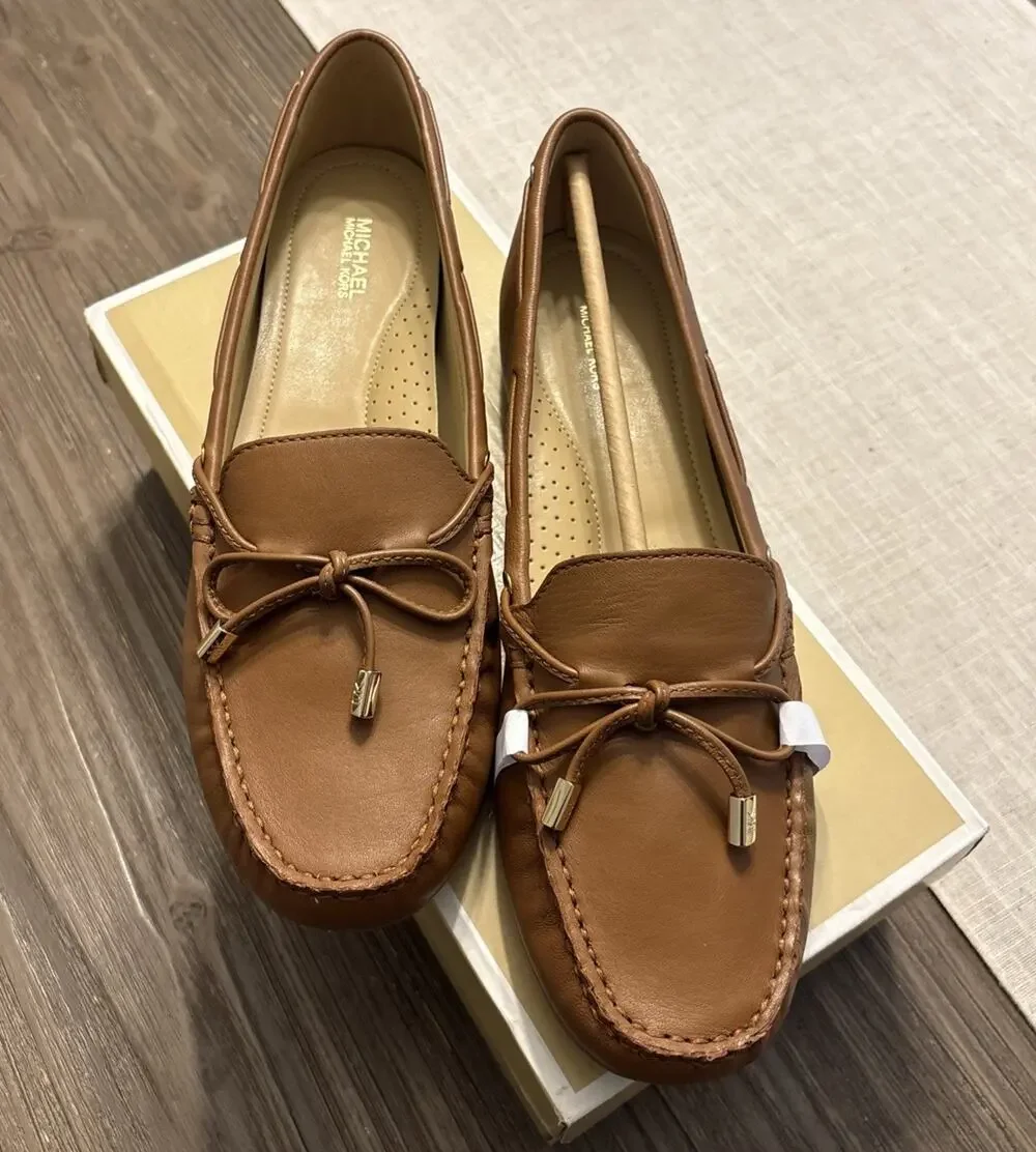 NEW Michael Kors Women's Sutton Brown Leather Moccasin Flat Loafers Size 10M